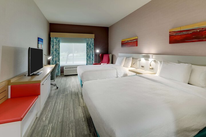 Room 35 of 68