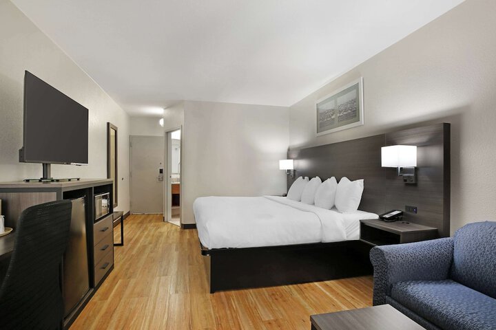 Best Western Mystic Hotel