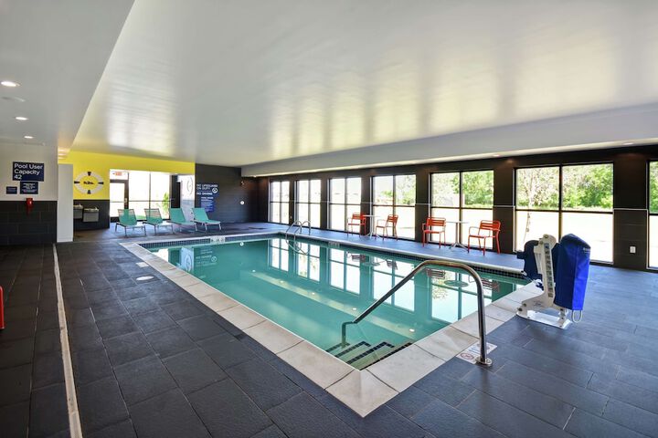 Pool 4 of 34