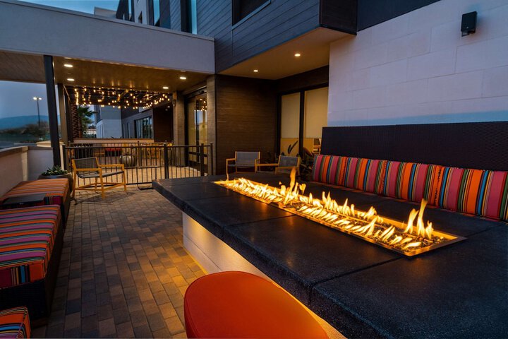 Terrace/Patio 43 of 45