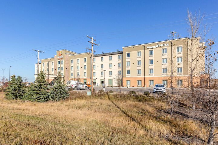 Hotel 4 of 54