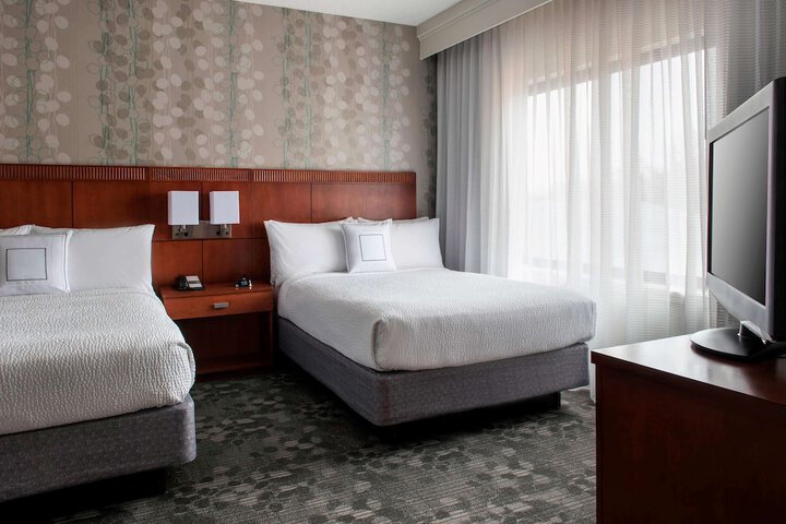 Room 6 of 26