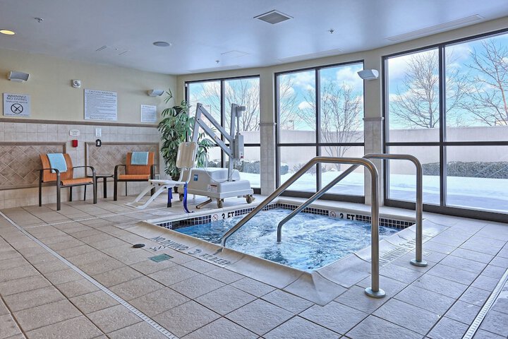 Courtyard by Marriott Harrisburg West / Mechanicsburg