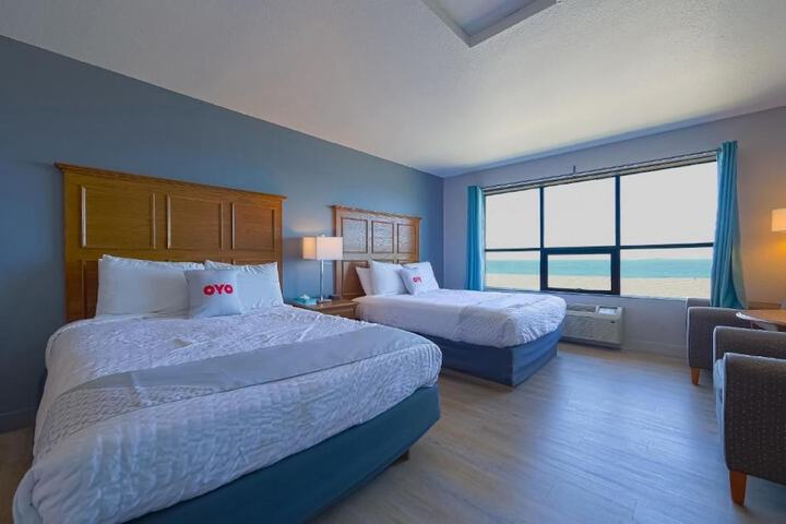 Waves Hotel NYE Beach - Newport OR