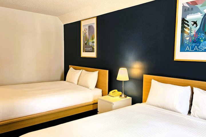 Cloud 9 Inn