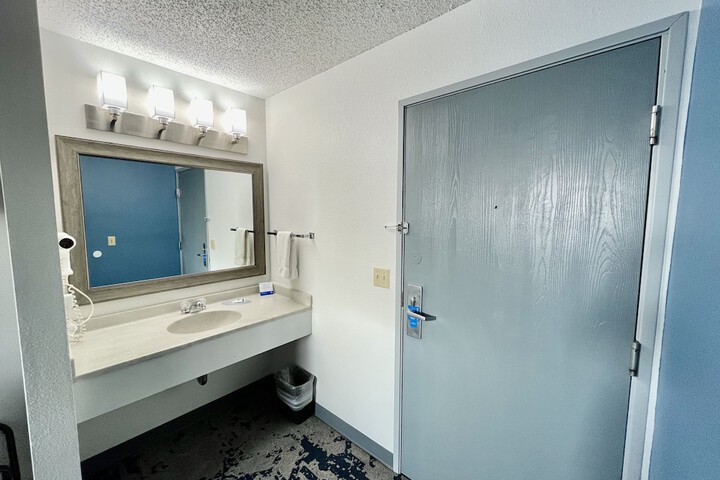 Room 12 of 31