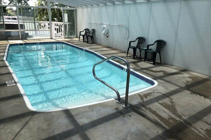 Pool 10 of 118