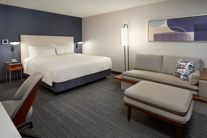 Room 14 of 31