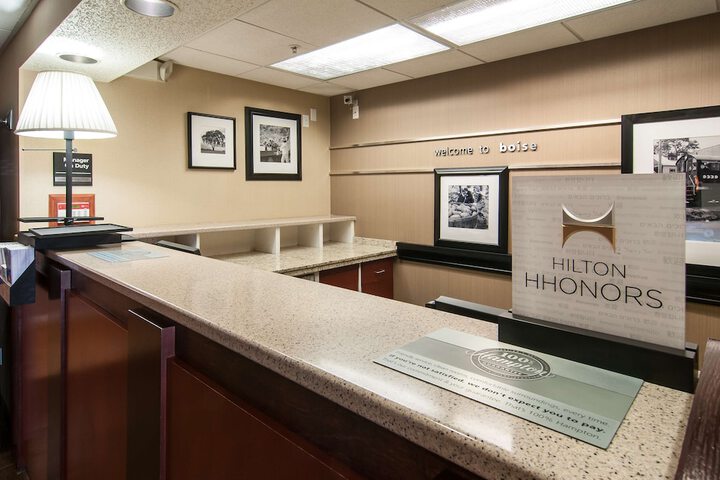 Hampton Inn Boise - Airport