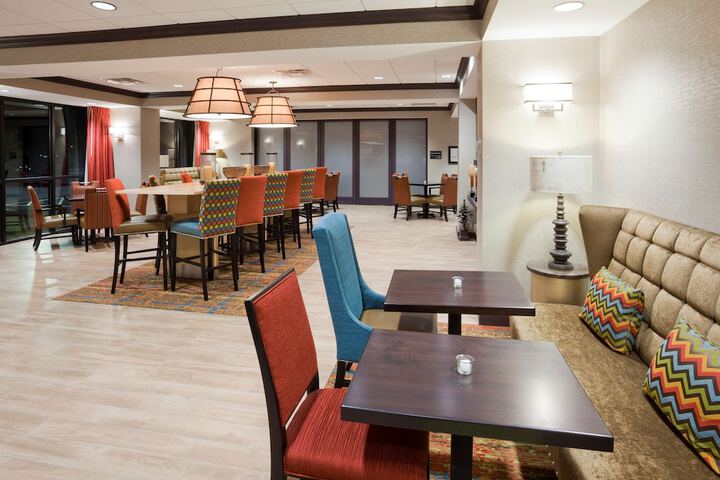 Hotel Interior 8 of 32