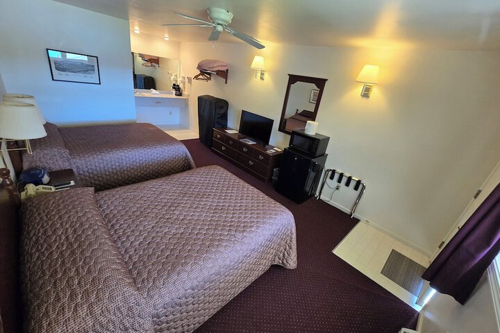 Lake View Motel