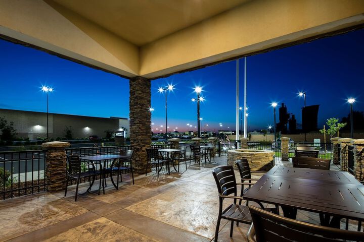 Hyatt Place Delano