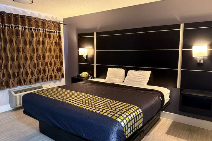 Coratel Inn & Suites by Jasper Hastings