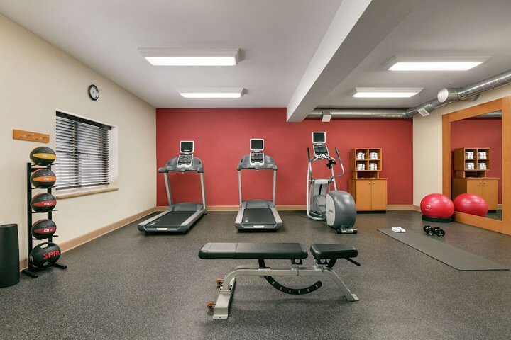 Homewood Suites by Hilton Syracuse / Liverpool