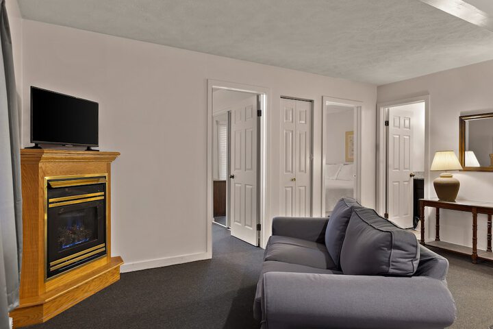 Room 30 of 36