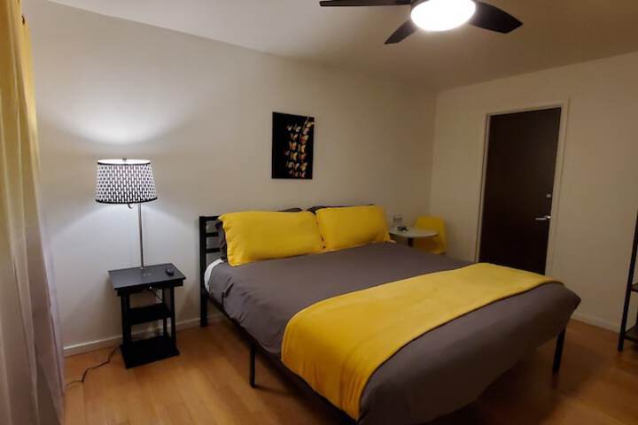 Room 15 of 52