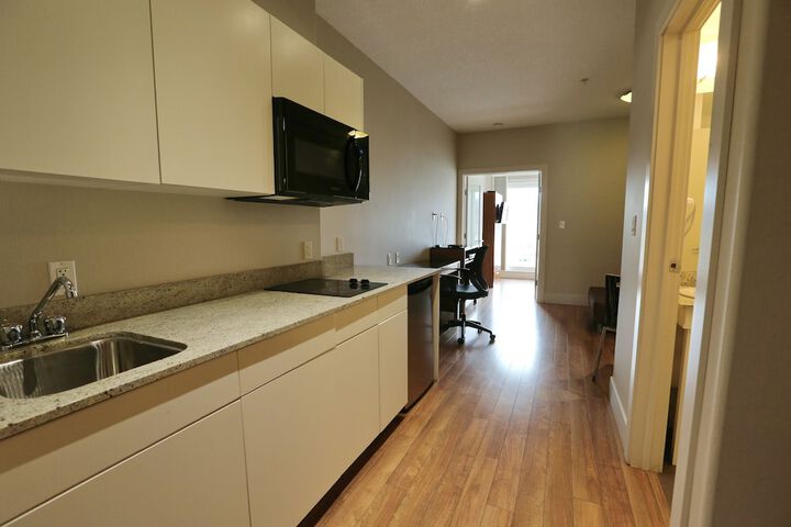 Room 16 of 25
