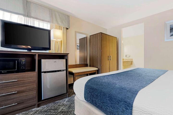 Room 19 of 30