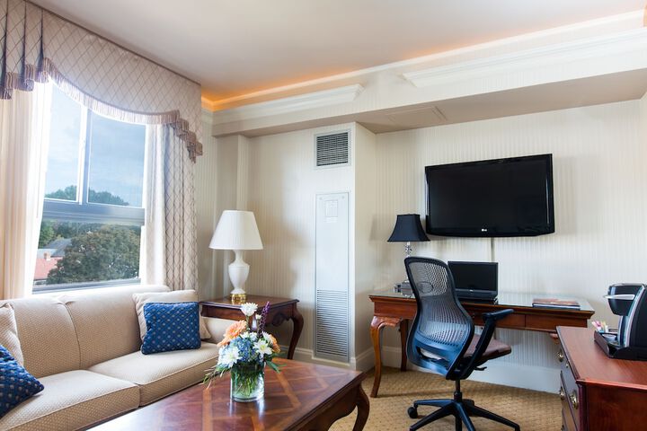 Room 30 of 53