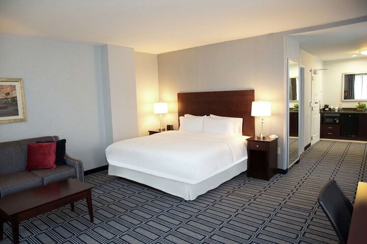 Room 14 of 74