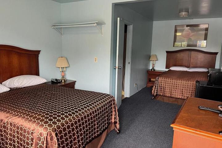 REGENCY INN