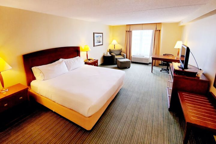 Room 21 of 33