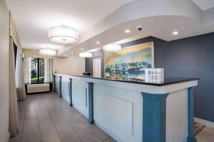 Best Western Flagship Inn