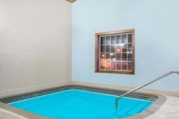 Norwood Inn and Suites