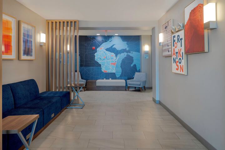 Holiday Inn Express Hotel & Suites Fort Atkinson by IHG