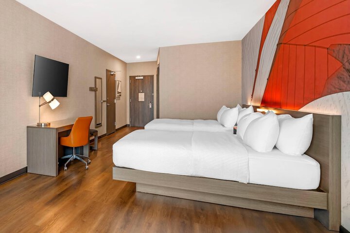 Cambria Hotel & Suites Plymouth