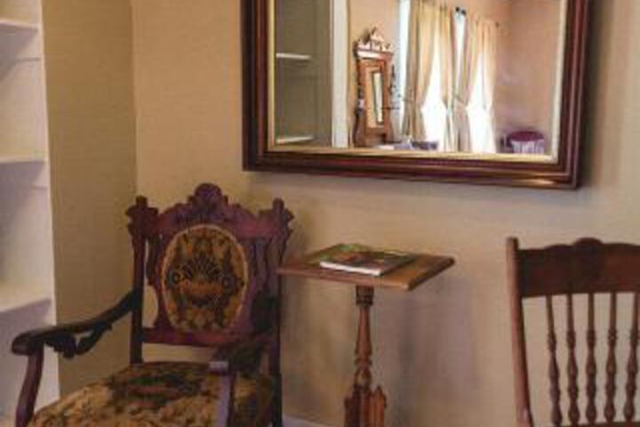 ORCHARD HOUSE BED & BREAKFAST