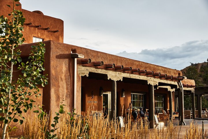 Bishops Lodge Auberge Collection