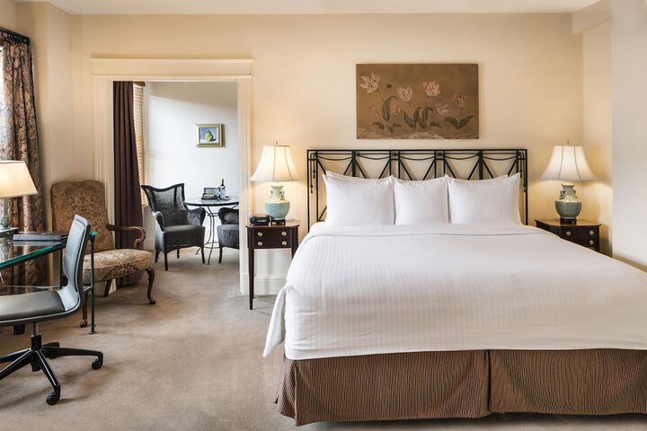 Room 40 of 72