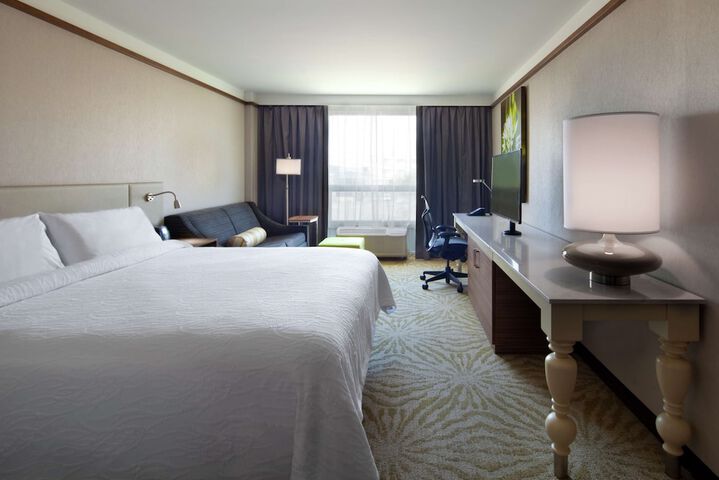 Room 18 of 36