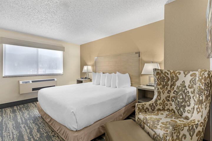 Best Western Alpenglo Lodge
