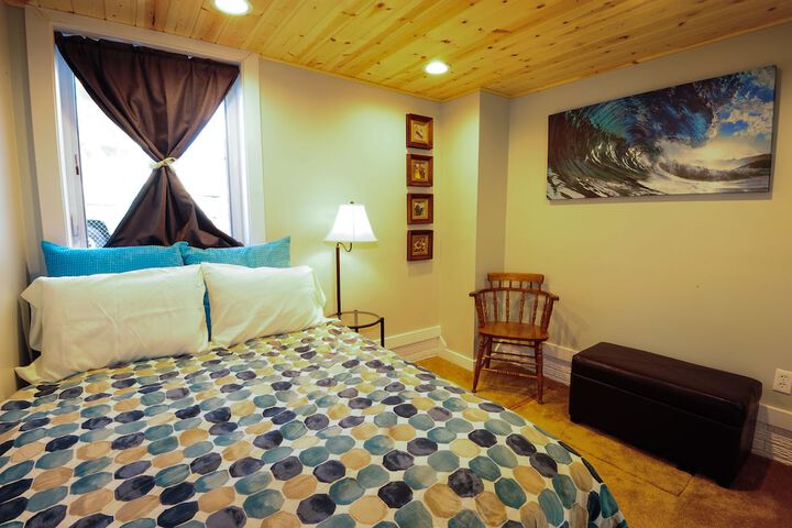 Room 10 of 23