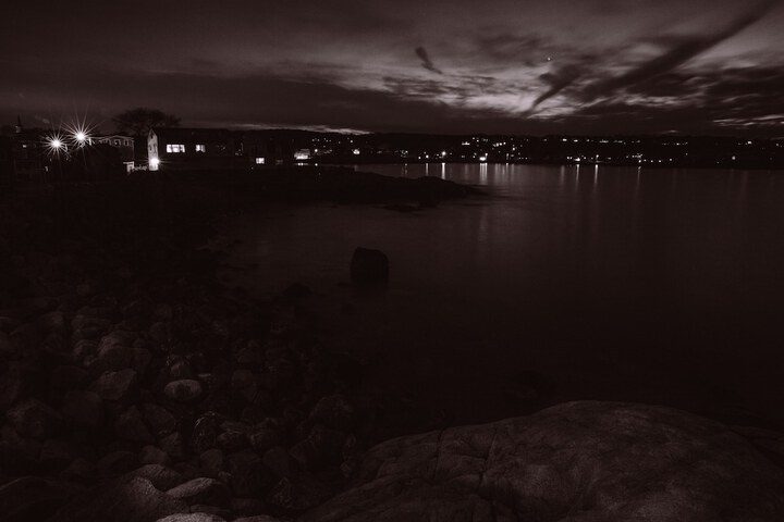 Bearskin Neck Motor Lodge