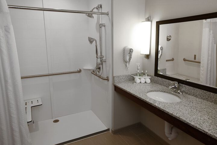 Room 17 of 29