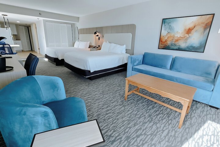 Nautilus Inn
