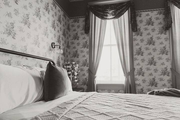 Strassner Suites