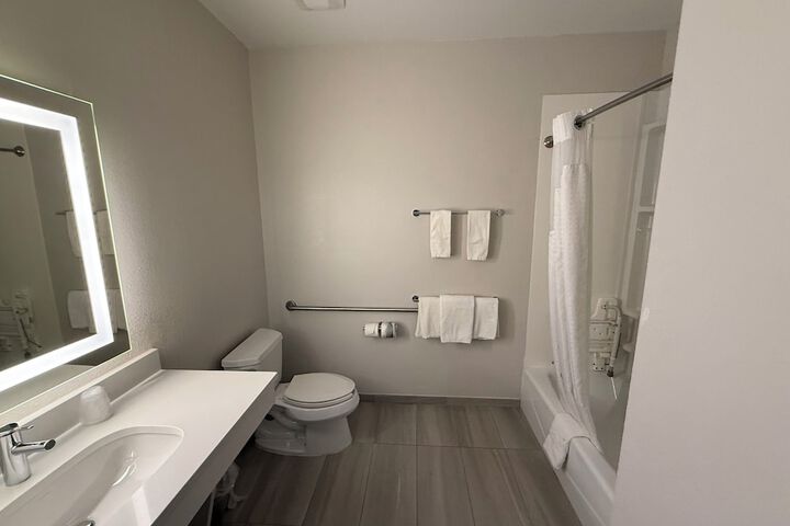 Holiday Inn Express Marble Falls by IHG