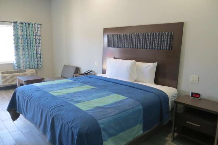 Room 27 of 55