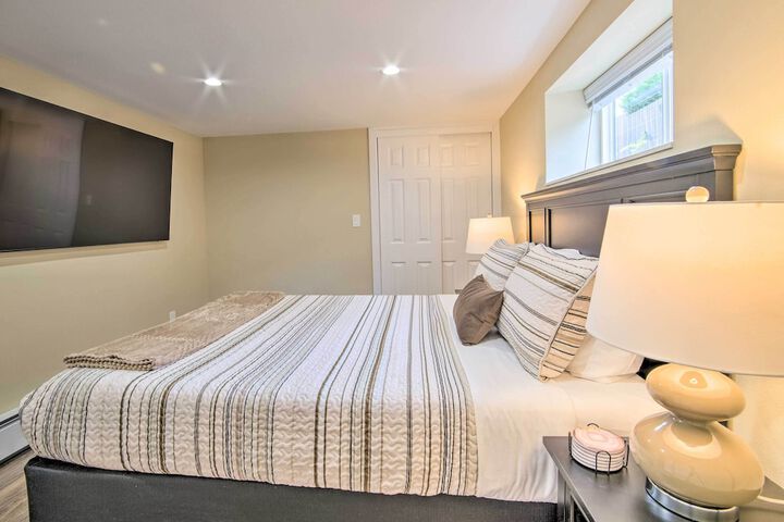Cozy North Bend Getaway in Walkable Location!