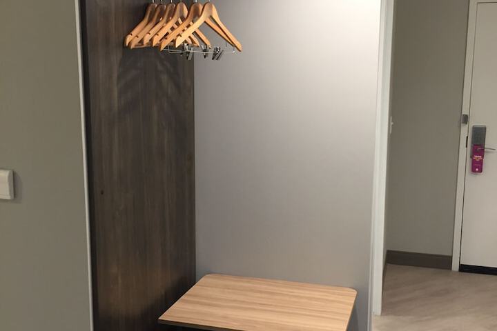 Room 20 of 34