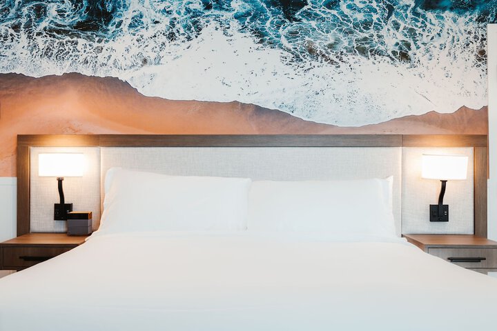 Del Mar Beach Hotel