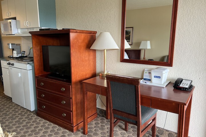 Room 7 of 60