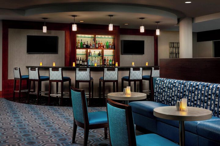 Courtyard by Marriott Boston-Cambridge