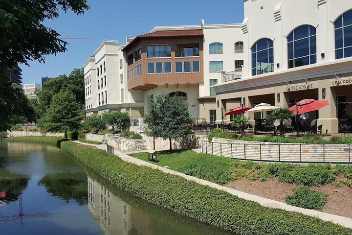 Hotel 4 of 21