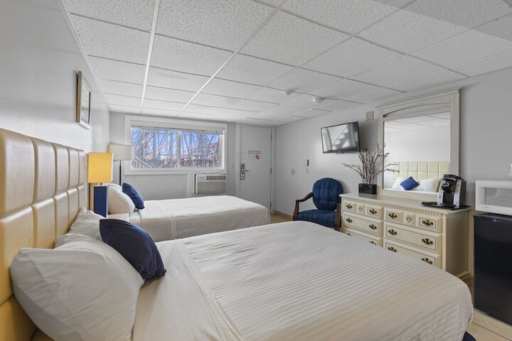 Room 58 of 73