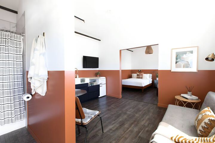 Mellow Moon Lodge